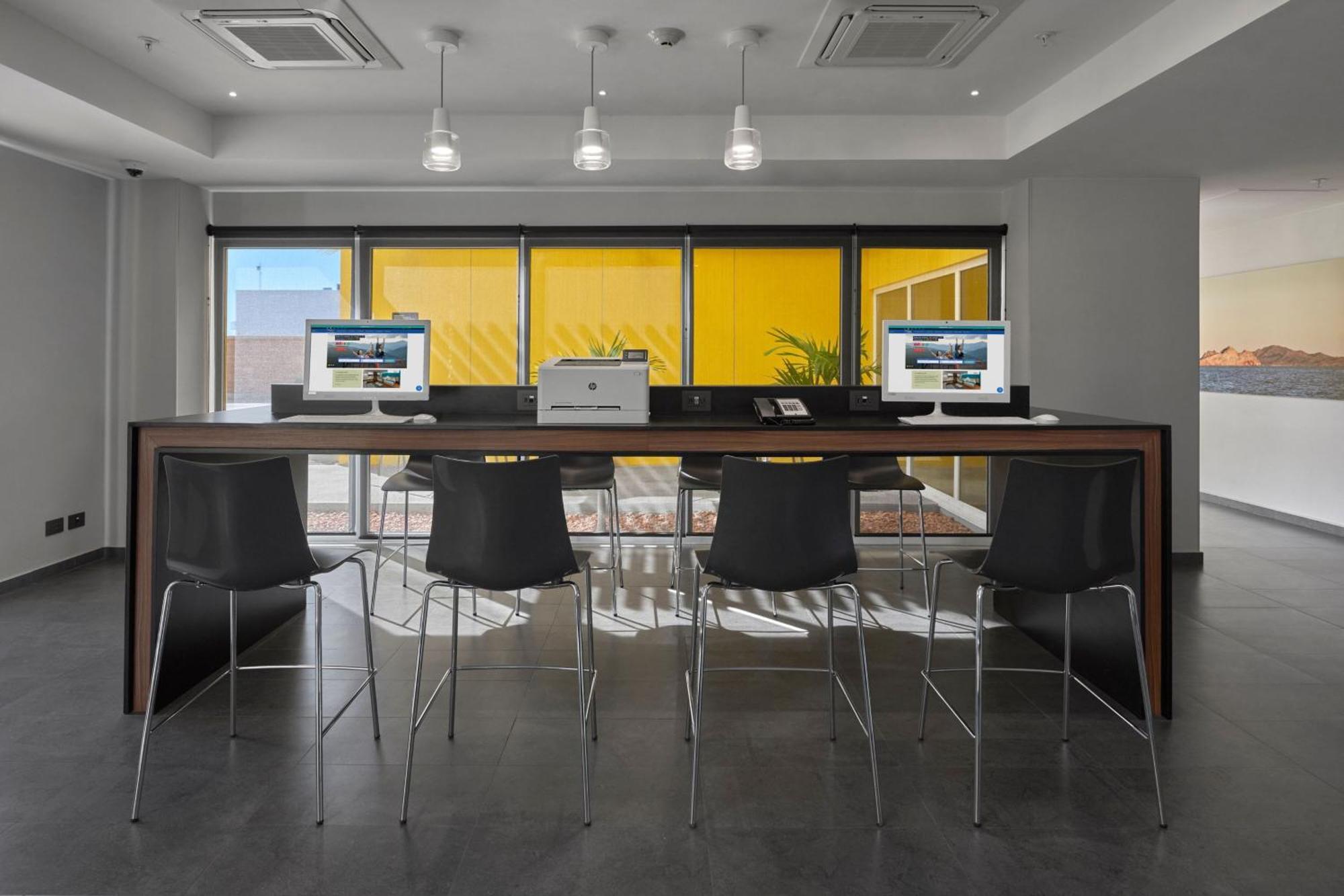 Hotel Express By Marriott Otay Tijuana