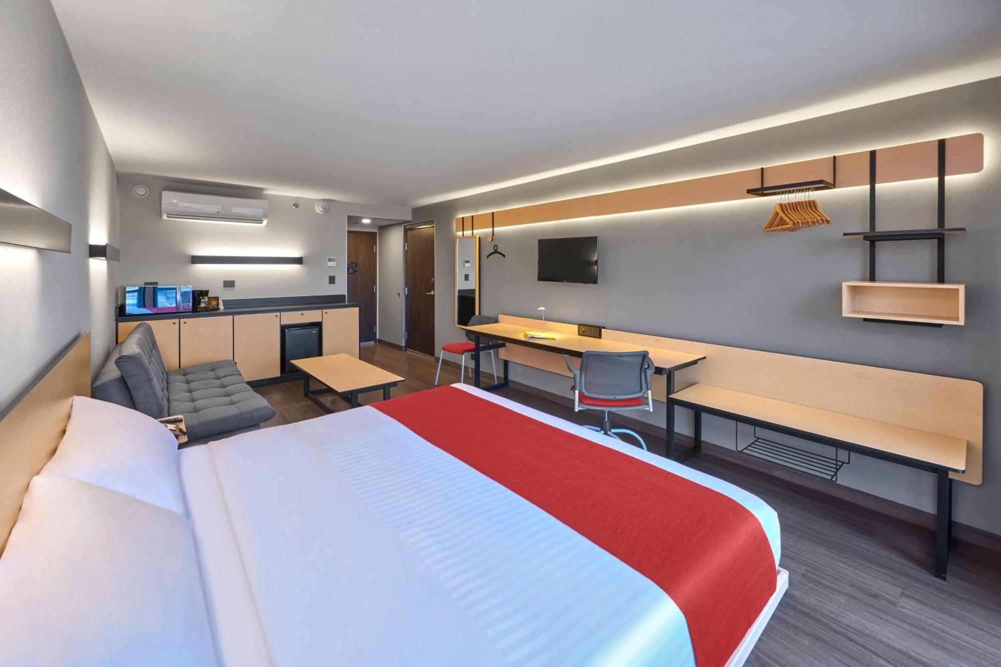 Express By Marriott Otay 4*